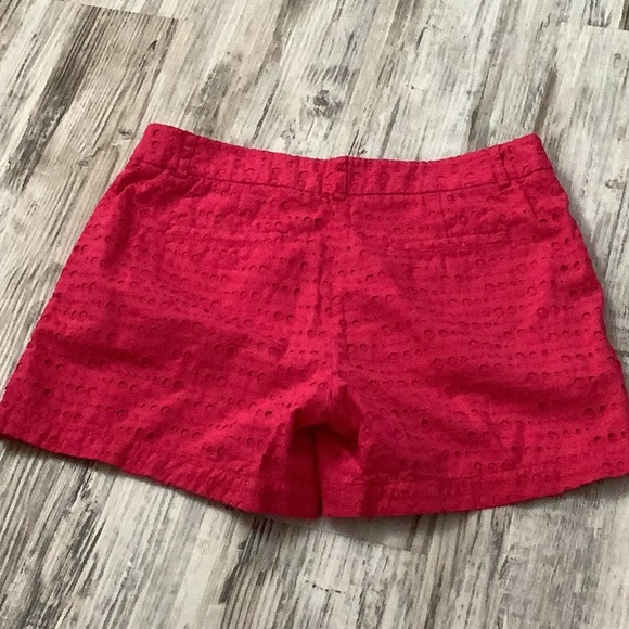 Madison hot pink shorts 100% cotton size 8 holes designs 2 front pockets.🌺🌺 - Picture 3 of 11